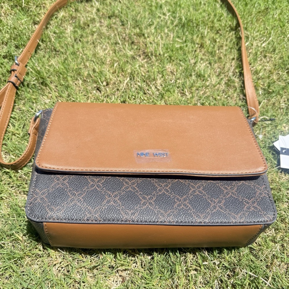 NYC Nine West Calandra Mini Brown Logo Multi